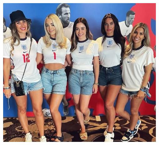 法国队轻取德国队,黄鸭组合惊艳四座 法国队轻取德国队,黄鸭组合惊艳四座