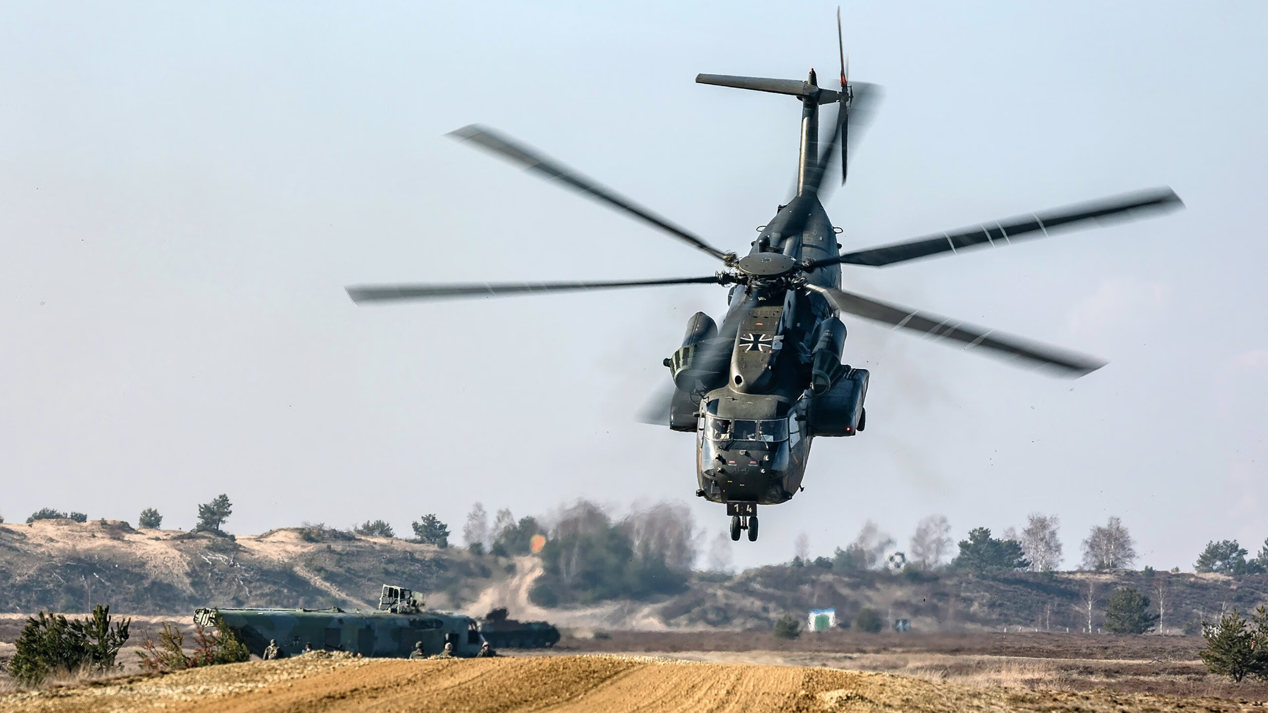 艺术碾压工业，内马尔灵光破局，塞维利亚战术铁笼窒息莱比锡